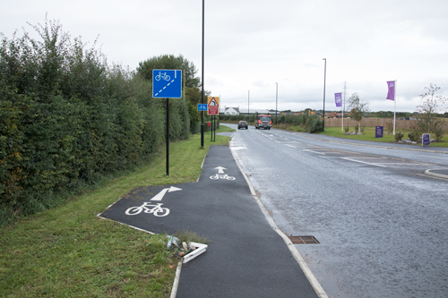 Woeful cycle infrastructure at housing development in Knaresborough